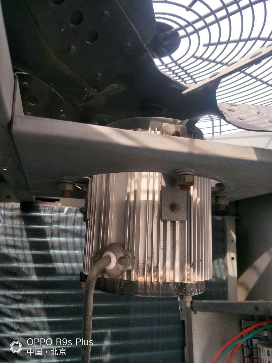 風冷模塊中央空調(diào)室外機的風扇電機怎么更換？(圖5)